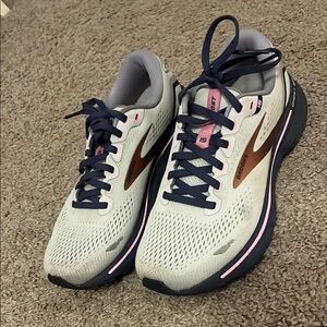 Brooks Ghost 15 Running Shoes